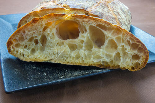 【パン・ド・ロデヴ】とは？たまらないもちもち食感の理由とは？