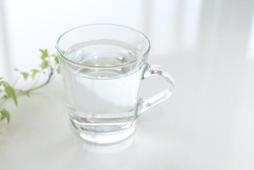 水を1日1.5リットル飲むべき理由！理想的な水分の摂り方を紹介！