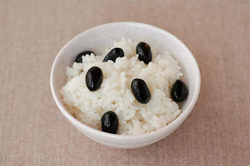 【みたま】は石川県の郷土料理！黒豆で作ったおこわが美味しい！
