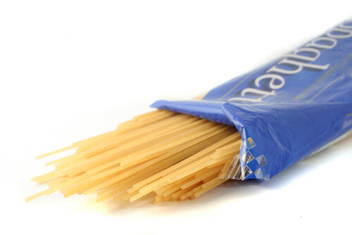 イタリアとパスタの歴史を紹介！人気商品のパッケージは青い？