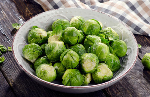 芽キャベツの旬はいつ 季節限定の野菜を美味しく食べよう 食 料理 オリーブオイルをひとまわし