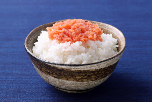 鮭明太 の魅力とアレンジレシピを紹介 酒やご飯が止まらない 食 料理 オリーブオイルをひとまわし