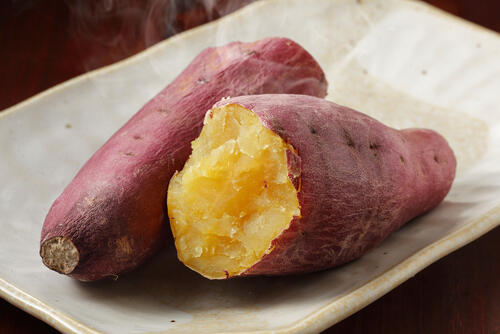 焼き芋はレンジで作れる！ポイントは温度と時間を変えて2回加熱！