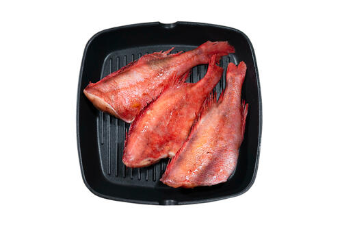 スーパーで見かける 赤魚 とは 美味しい食べ方と調理法も紹介 食 料理 オリーブオイルをひとまわし