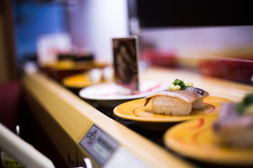 大人気回転寿司【くら寿司】で探せ！低カロリーメニューTOP5！