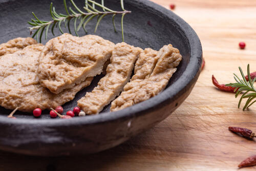 肉と植物をブレンドした食品が流行る？代替肉ってどんな味？