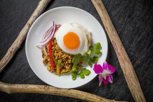 【ガパオライス】簡単レシピを紹介！タイの定番料理はご家庭で作れる