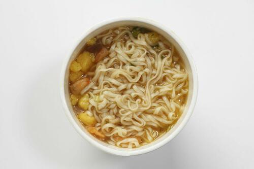 【カップラーメン】はこうして作られていた！美味しいアレンジも紹介