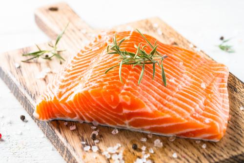【管理栄養士監修】鮭の栄養素を解説！たんぱく質や抗酸化物質も！