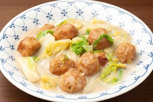 肉だんごと白菜しかなくても大丈夫！満足度バツグン料理の作り方