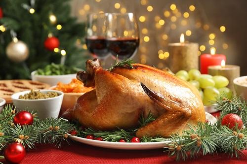 今年こそ七面鳥の丸焼きに挑戦！クリスマスに役立つレシピや通販情報