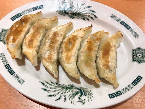 日高屋の冷凍餃子は圧倒的なコスパ？魅力や美味しい焼き方を紹介！