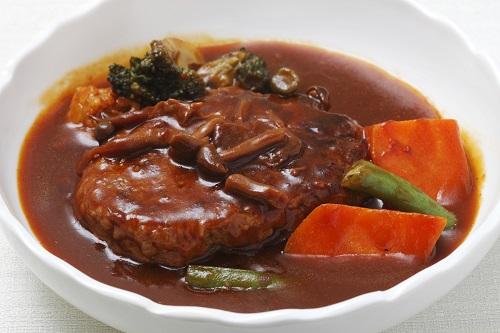 ハンバーグシチューの作り方を紹介！焼くだけよりグッと豪華に！