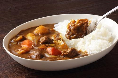 すね肉カレーを美味しく作る方法！圧力鍋なしでも柔らかくできる？