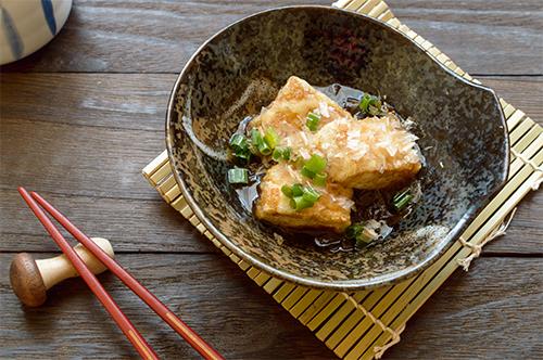 揚げ出し豆腐をあんかけでさらに美味しく！中華風にもアレンジできる