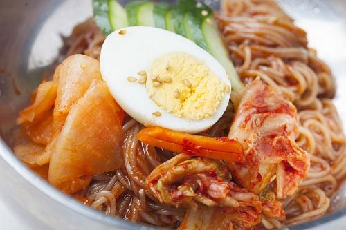 本格的な【ビビン麺】をどう作る？簡単な作り方やアレンジも紹介！