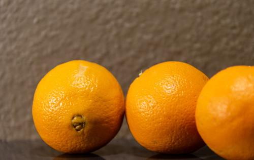 ネーブルオレンジとは？おへそが特徴の甘酸っぱいオレンジを紹介！