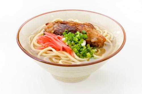 ソーキそばとは？沖縄そばとの違いや美味しい作り方などを解説！