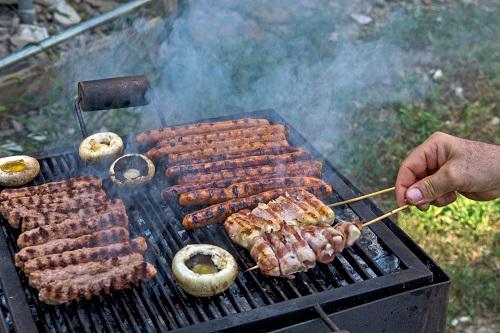 簡単キャンプ飯を紹介！キャンプでも自宅でも大活躍間違いなし！