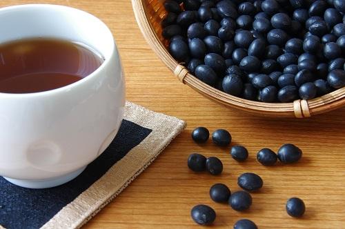 黒豆茶とは？期待できる効果・効能や市販の機能性表示食品を紹介！