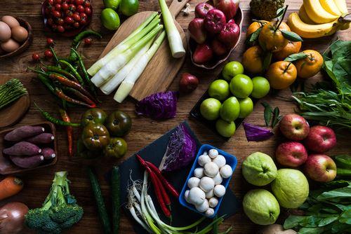 春野菜と果物
