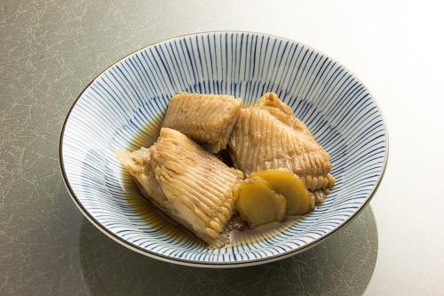 かすべとはどんな魚なのか 気になる味や食べ方を紹介 食 料理 オリーブオイルをひとまわし