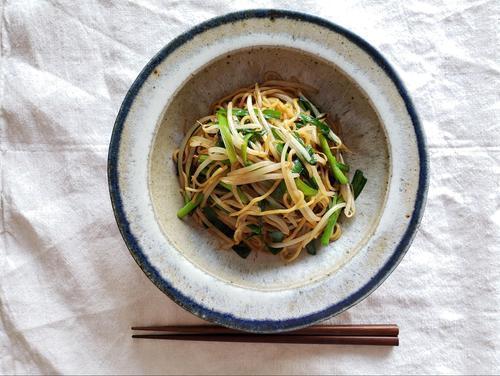 シンプルなのに美味しい！「ニラ焼きそば」