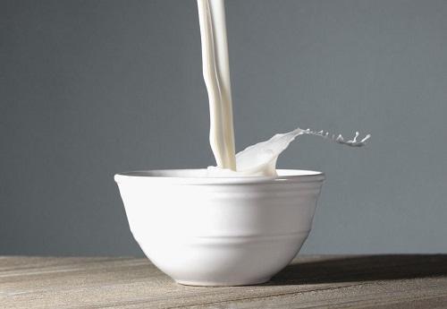 スキムミルクとはどんなもの 使い方やおすすめ代用方法まで紹介 食 料理 オリーブオイルをひとまわし スキムミルクとはどんなもの 使い方やおすすめ代用方法まで紹介 食 料理 オリーブオイルをひとまわし