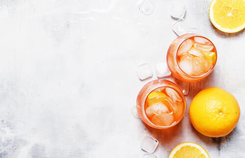 カシスオレンジ の作り方を解説 ノンアルコールでも楽しめる 食 料理 オリーブオイルをひとまわし