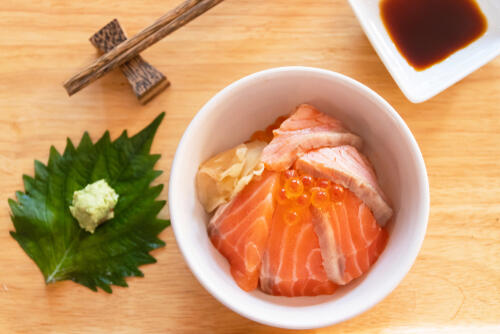 海鮮丼の作り方を解説 酢飯の作り方や酢飯を使わない方法も 食 料理 オリーブオイルをひとまわし