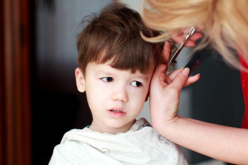 自宅でセルフ散髪 子供や赤ちゃんの髪の切り方を紹介 子育て オリーブオイルをひとまわし