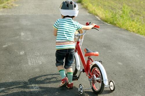 三人乗り何歳から自転車に乗れる