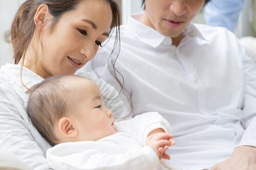 8ヶ月の赤ちゃんの生活リズムを知ろう 寝る時間の理想は何時 子育て オリーブオイルをひとまわし