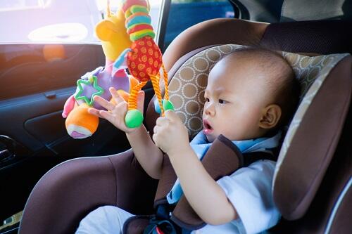 赤ちゃんの車デビューはいつから 必要な準備と車酔い対策を解説 子育て オリーブオイルをひとまわし