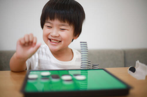 オセロで勝つコツは 子どもにも理解できる 上達する方法 子育て オリーブオイルをひとまわし オセロで勝つコツは 子どもにも理解できる 上達する方法 子育て オリーブオイルをひとまわし