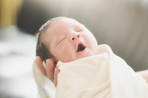 赤ちゃんにしか見られない 原始反射 とは 子育て オリーブオイルをひとまわし 赤ちゃんにしか見られない 原始反射 とは 子育て オリーブオイルをひとまわし