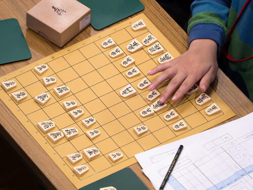 子供に将棋を教えるときのポイント モチベーションを保ってあげよう 子育て オリーブオイルをひとまわし 子供に将棋を教えるときのポイント モチベーションを保ってあげよう 子育て オリーブオイルをひとまわし
