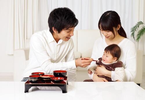 お食い初めってなに？やり方は？レストランでもできるって本当？