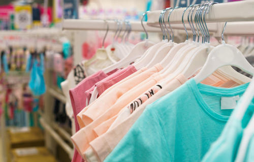 子ども服は古着で！失敗しない掘り出し物を手に入れる禁断の技4つ