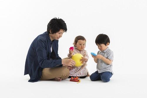 1歳児が喜ぶおもちゃ 遊ばないおもちゃ その差が判明した 子育て オリーブオイルをひとまわし