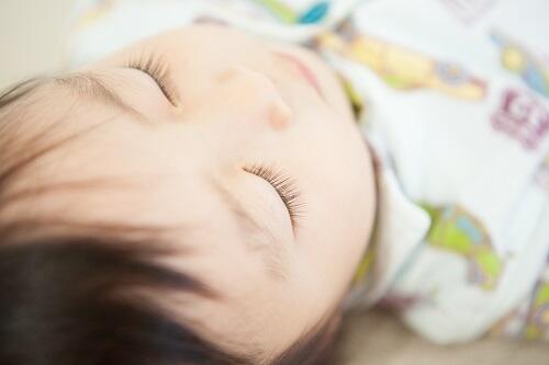 2歳児の寝かしつけのコツは？おすすめの入眠方法を紹介