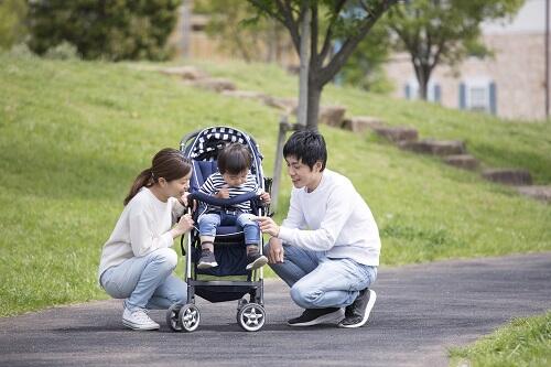 2歳なのにちゃんと歩かない理由は？練習方法も解説！