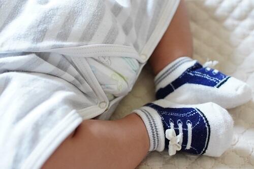 赤ちゃん用靴下のサイズって 測り方から靴下選びのポイントまで大公開 子育て オリーブオイルをひとまわし