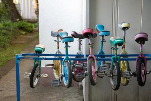 一輪車を練習しよう 選び方や親のサポートのコツを解説 子育て オリーブオイルをひとまわし