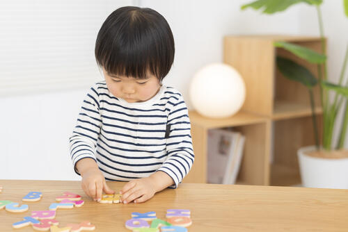 2歳の習い事のおすすめは 選び方や継続させるコツも紹介 子育て オリーブオイルをひとまわし 2歳の習い事のおすすめは 選び方や継続させるコツも紹介 子育て オリーブオイルをひとまわし