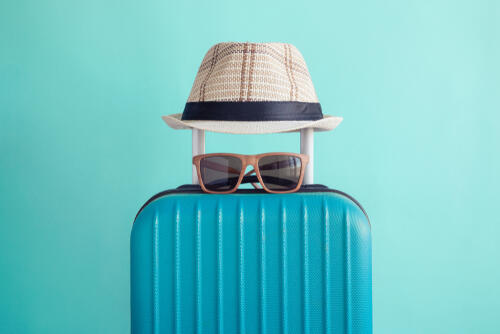 スーツケースはどう選ぶのが正解！？機内持ち込みなどサイズ目安を紹介