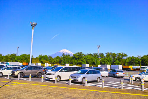 おすすめの車中泊グッズはこれ！万全の対策で快適な旅を