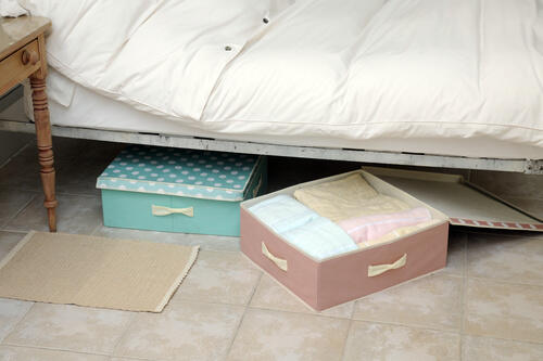 ベッドの隙間を埋める対策方法は ベッド下収納のコツもあわせて解説 暮らし オリーブオイルをひとまわし