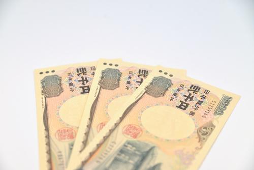 二千円札の価値は高い 記番号に注目すればレア紙幣かが分かる 暮らし オリーブオイルをひとまわし