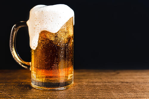 炭酸飲料の代表、ビールの写真